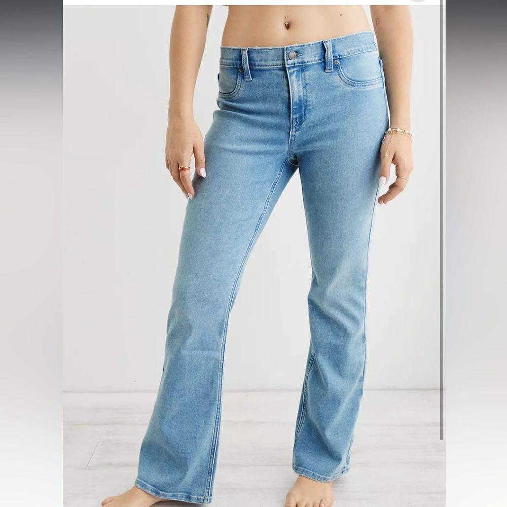 NWT Aerie Baby Flares jeans. Size Medium